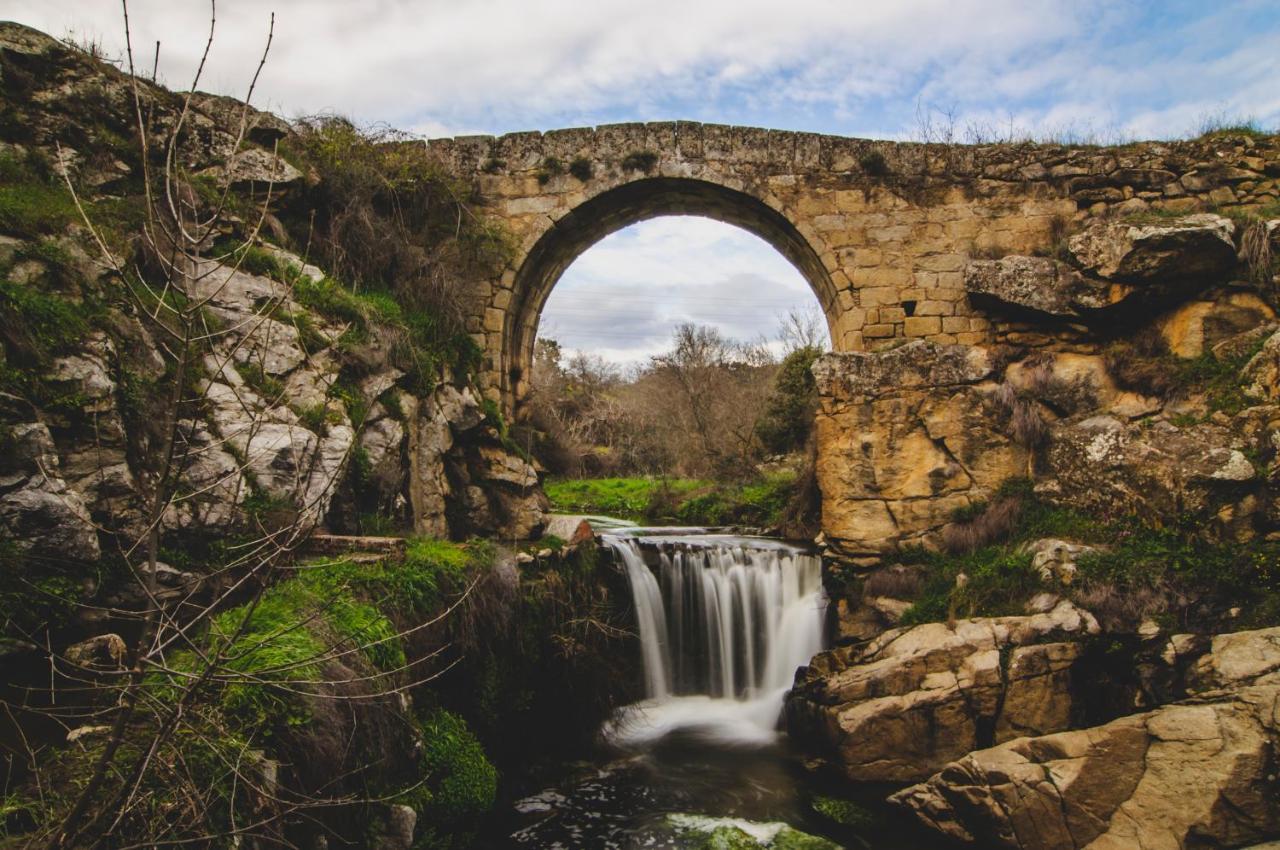 Castillo de Bayuela La Casita De Raヴィラ エクステリア 写真