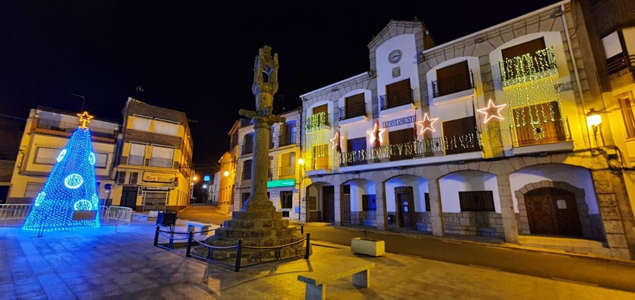 Castillo de Bayuela La Casita De Raヴィラ エクステリア 写真